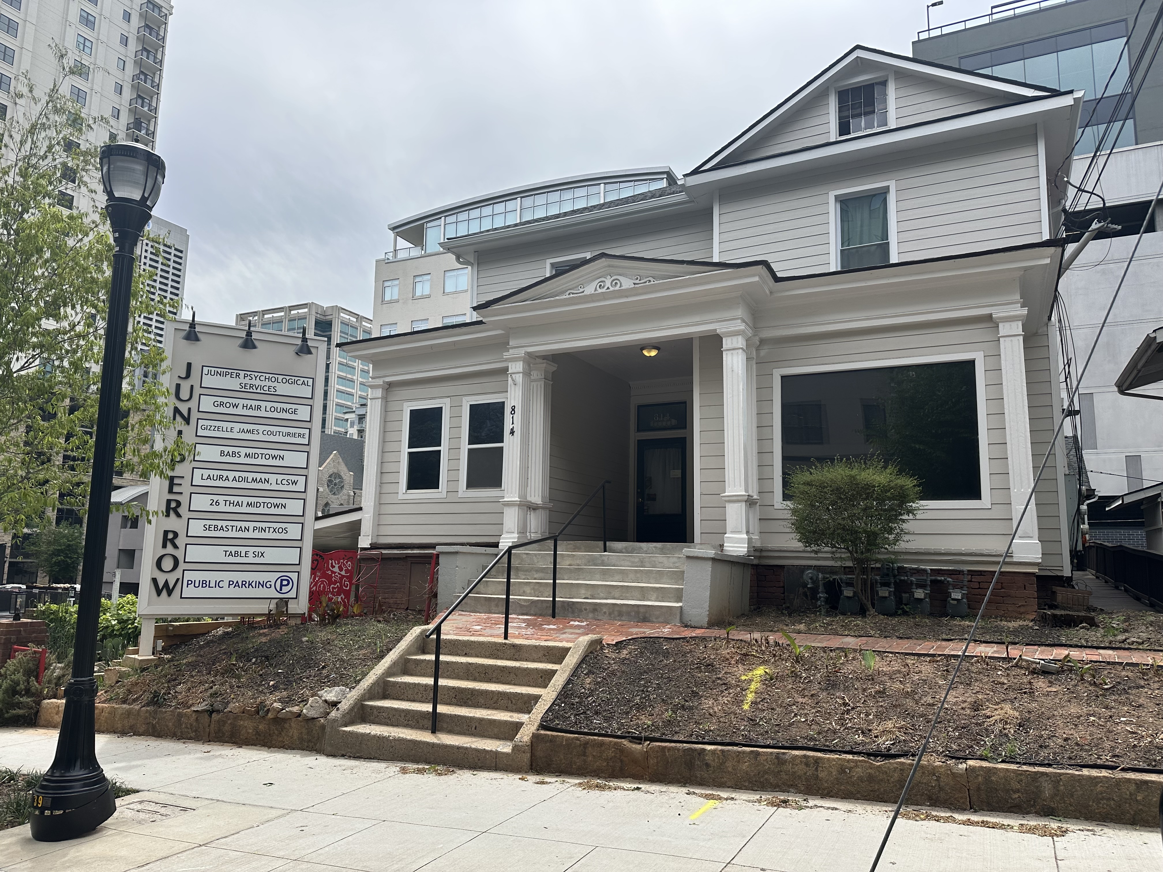 Office exterior at 814 Juniper St.